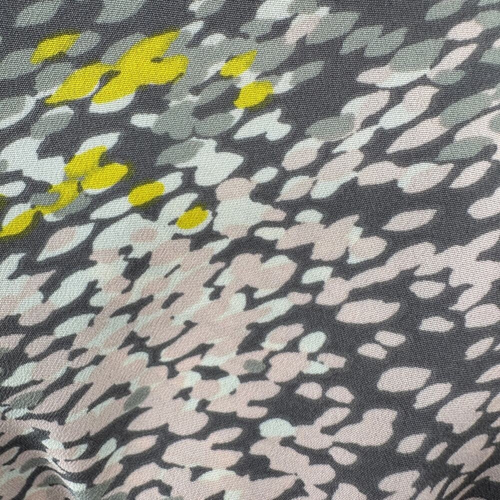 Gap Blouse Printed Ruffle V-neck WMNS S Gray/Pink/Yellow Sleeveless Geo Pattern - Picture 3 of 9